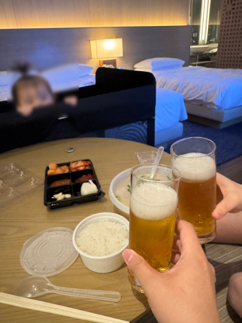 파크하얏트 부산 - 디럭스 패밀리 트윈. 추석연휴 아이랑 차타고 놀러갔다온 후기. 수영장, 조식. 관련 이미지 4