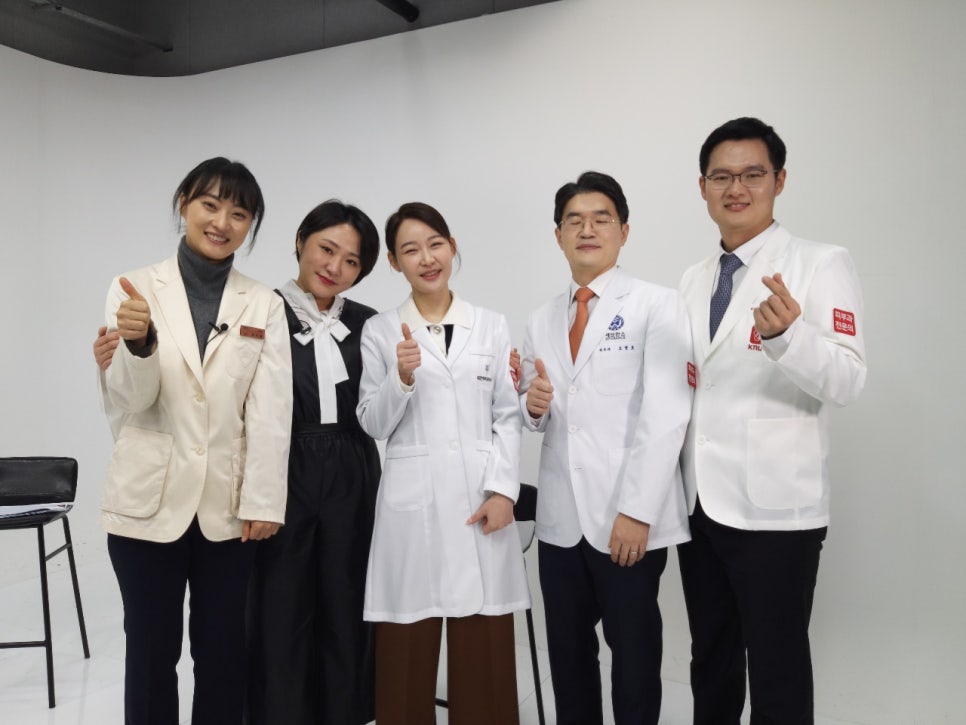 대한피부과학회TV 유튜브 왜 전문의에게 진료를 받아야할까? 관련 이미지 1