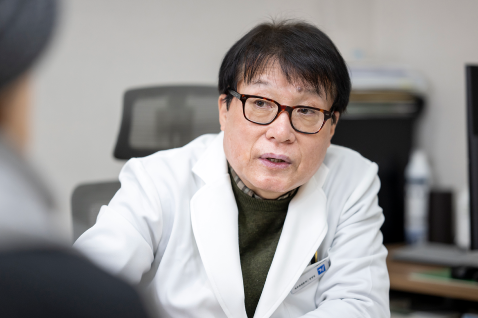 발바닥티눈치료? 증상에 따라 달라질 수 있습니다. (여의나루피부과 추천) 관련 이미지 3