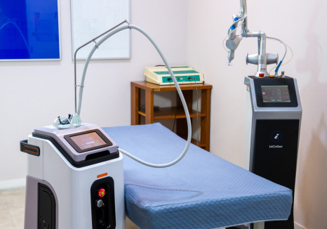 신정네거리피부과, 전문의가 말하는 여드름 치료 시 가장 중요한 한 가지 관련 이미지 4