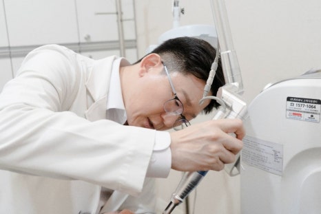 신도림역 피부과에서 알려드리는 여드름 원인과 치료방법 관련 이미지 8