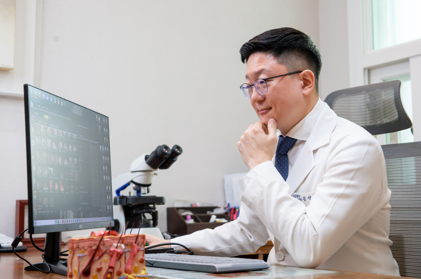 영등포구청피부과 전문의, 성인여드름 악화? 1가지 공통점 관련 이미지 3