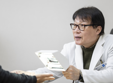 백반증피부과 잘하는곳 팔 다리 얼굴 백반증, 우드등 현미경 검사에 대한 정보! 관련 이미지 3