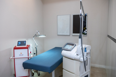 여드름압출피부과 추천? 짜내기 전에 꼭 읽어보세요. 관련 이미지 4