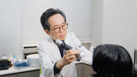 잡티 치료? 색소병변 기미, 검버섯 레이저 시술 및 관리법 (FAQ) 관련 이미지 1