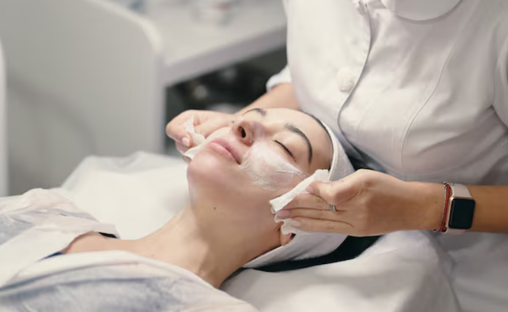 Seoul Fat Grafting Good Place: Facial Fat Grafting vs. Filler, the Difference in Results Is Bigger Than You Think image 3