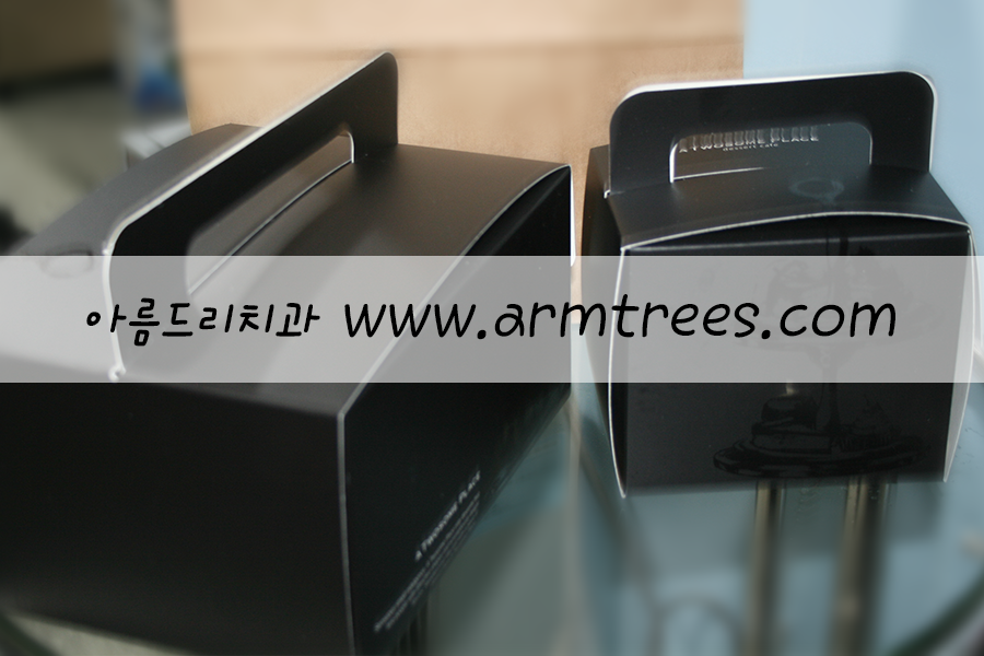 투썸플레이스 케이크와 캐나다 다크초콜릿 선물[아름드리 치과] 관련 이미지 2