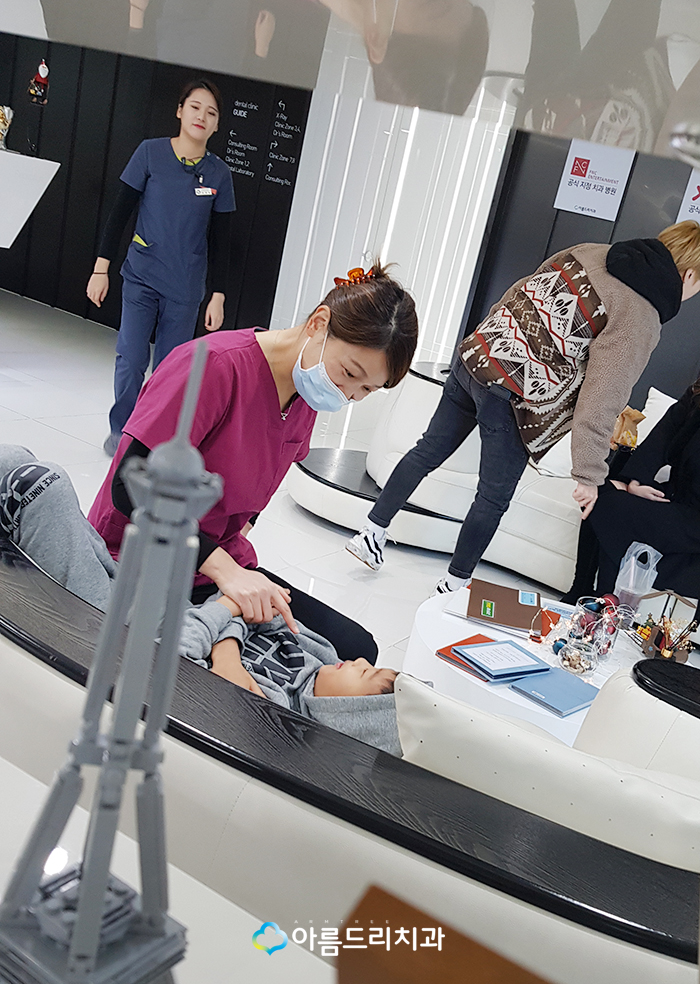 어린이치아교정 시기 눈높이를 맞추다 관련 이미지 3