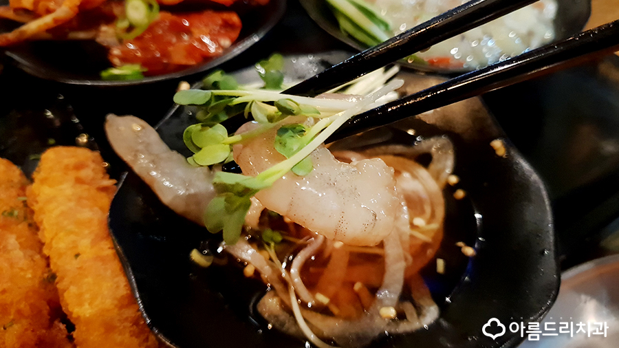 육회한연어 신논현점 가격/메뉴 1미터무한리필 관련 이미지 14