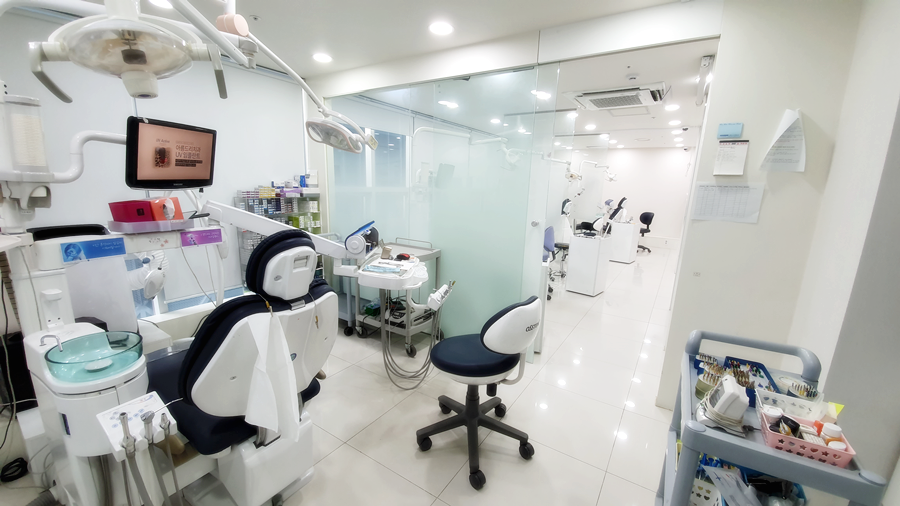 신논현역치과 임플란트 고민이라면 관련 이미지 19