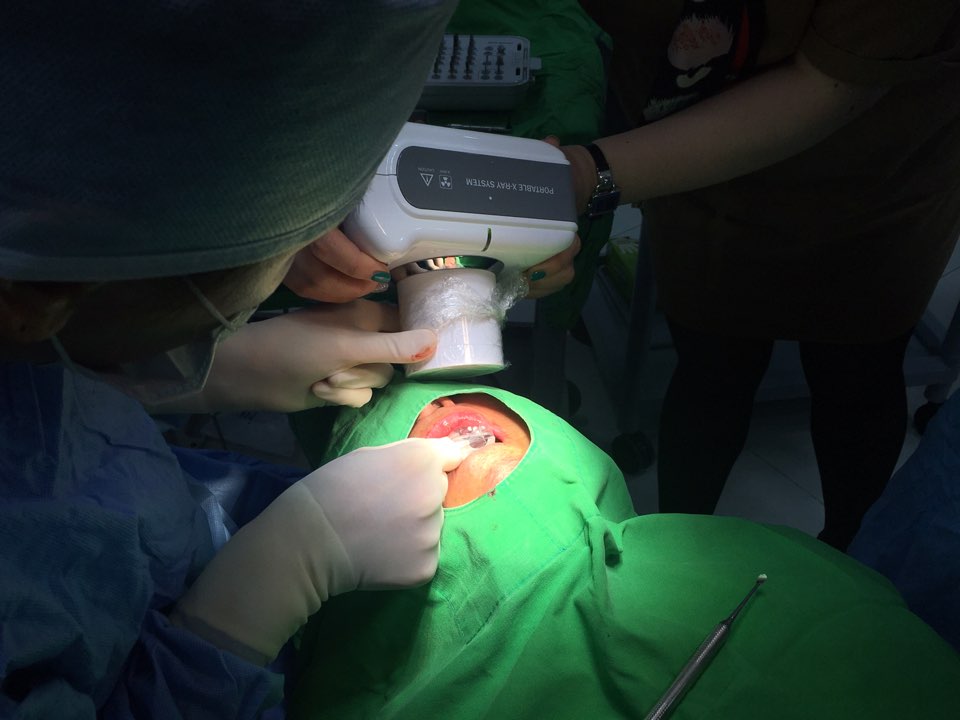 앞니 임플란트_뼈이식_신논현역 치과_아름드리 치과 관련 이미지 20