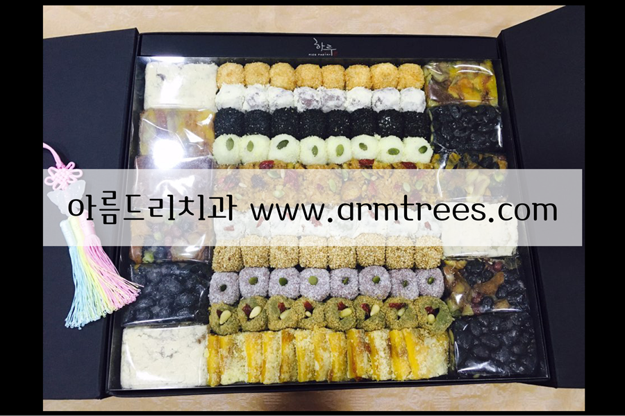 뮤지컬 [ 신과 함께 - 저승 편 ] 연출가 김광보 님 하루떡 선물 관련 이미지 3