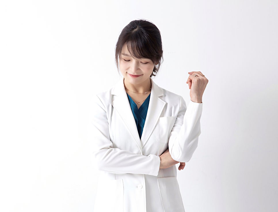 테일러비니어 :: 누런 치아, 돌출된 앞니 때문에 고민이라면 관련 이미지 1