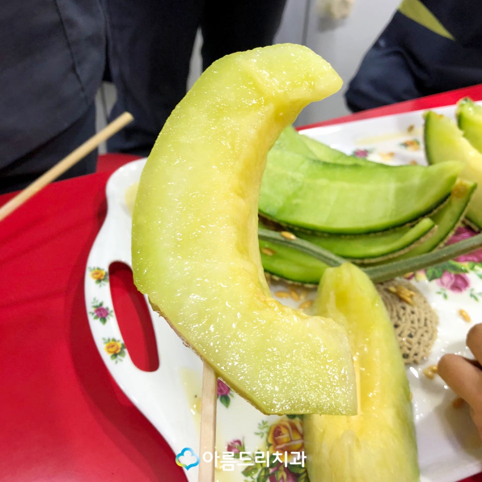 디지털임플란트 환자의 감사선물 관련 이미지 9