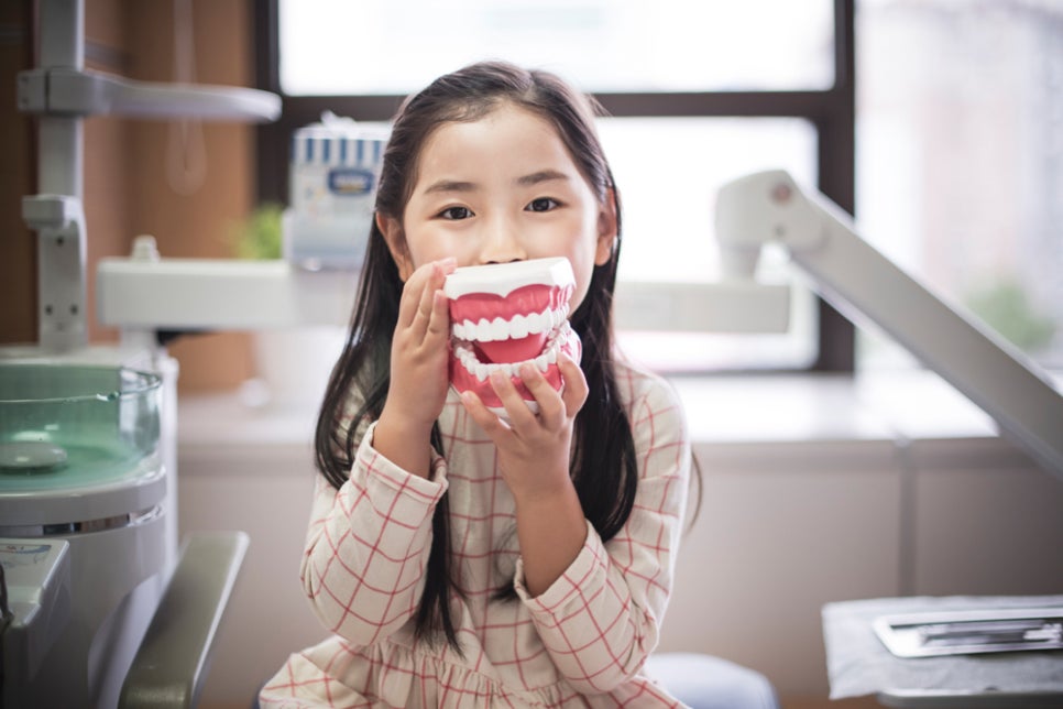 [신논현치과]어린이양치교육_구강검진_유아충치_충치예방 관련 이미지 1