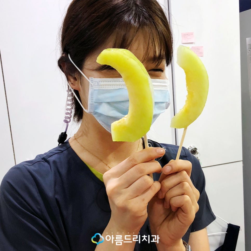 디지털임플란트 환자의 감사선물 관련 이미지 3