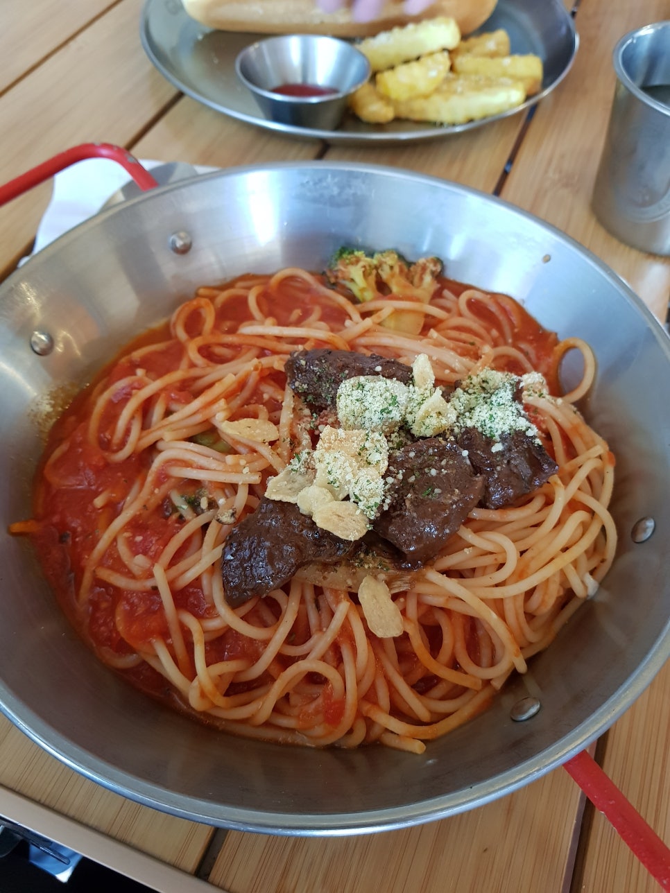 이천 롯데 프리미엄 아웃렛 맛집_백자동3층_글램핑_캠핑레스토랑 관련 이미지 24