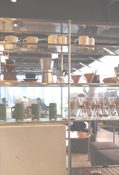 어반하이브 투썸플레이스_여유로운 점심 관련 이미지 2