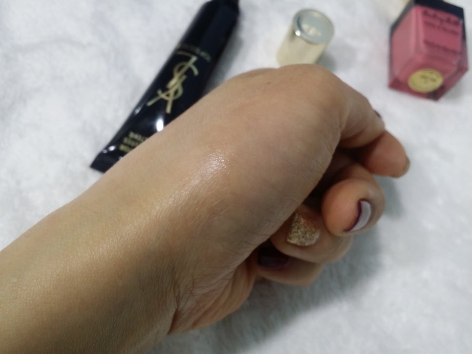 입생로랑 탑 시크릿 립 퍼텍터_립 프라이머 관련 이미지 8