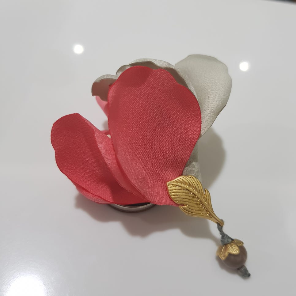 카네이션 부토니에_감각적인 스승의날 & 어버이날 액세서리 관련 이미지 8