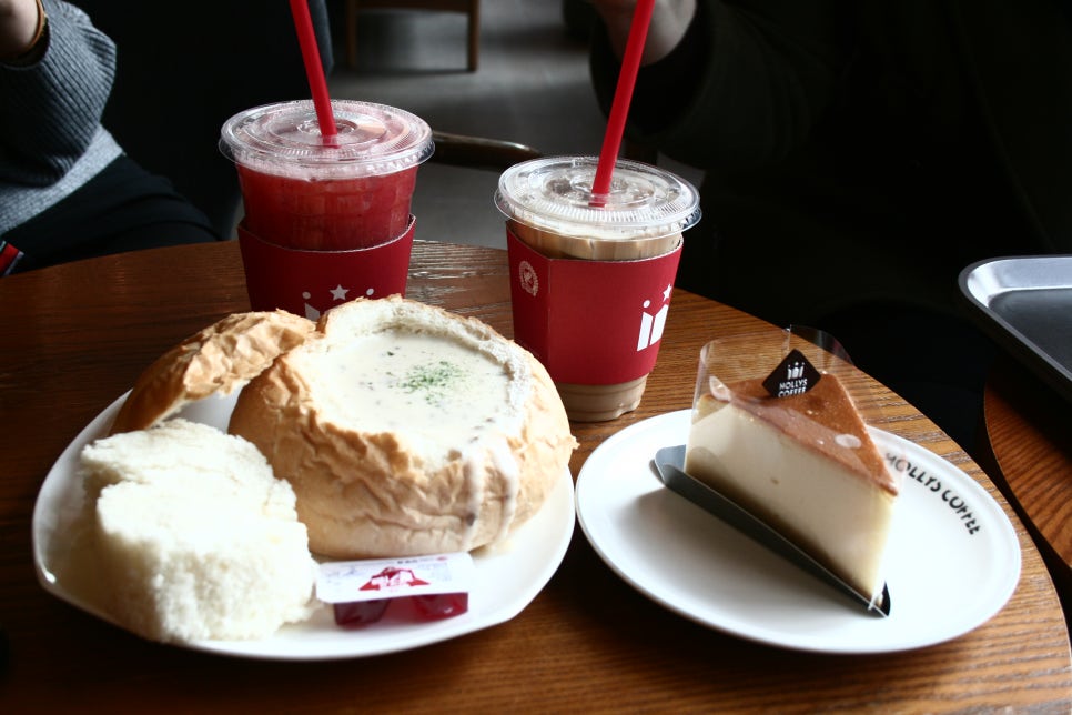 신논현역 할리스커피 &머쉬룸 스프볼&치즈케익[ HOLLYS COFFEE] 관련 이미지 11