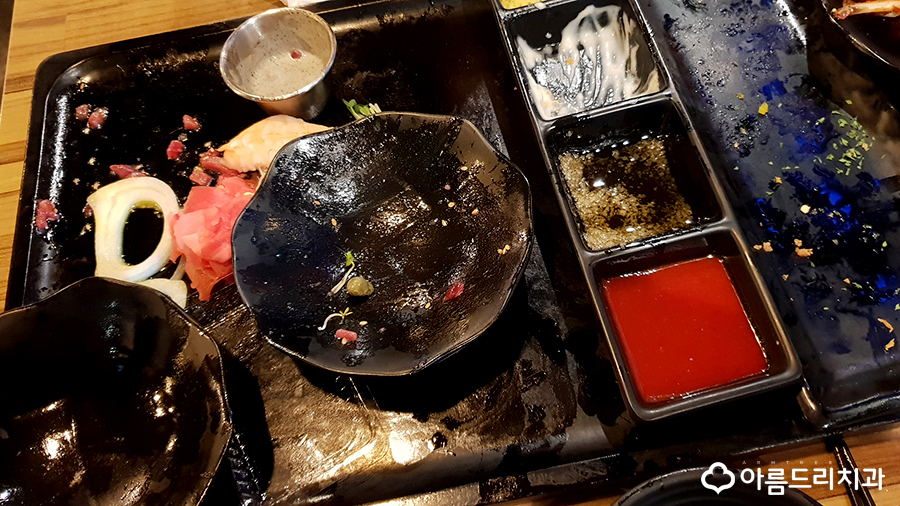 육회한연어 신논현점 가격/메뉴 1미터무한리필 관련 이미지 16