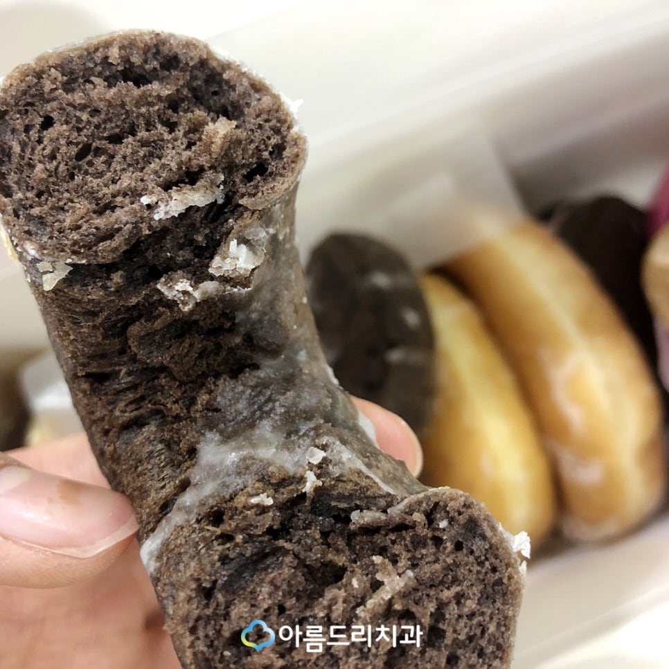 앞니 크라운치료 환자후기 선물 관련 이미지 7