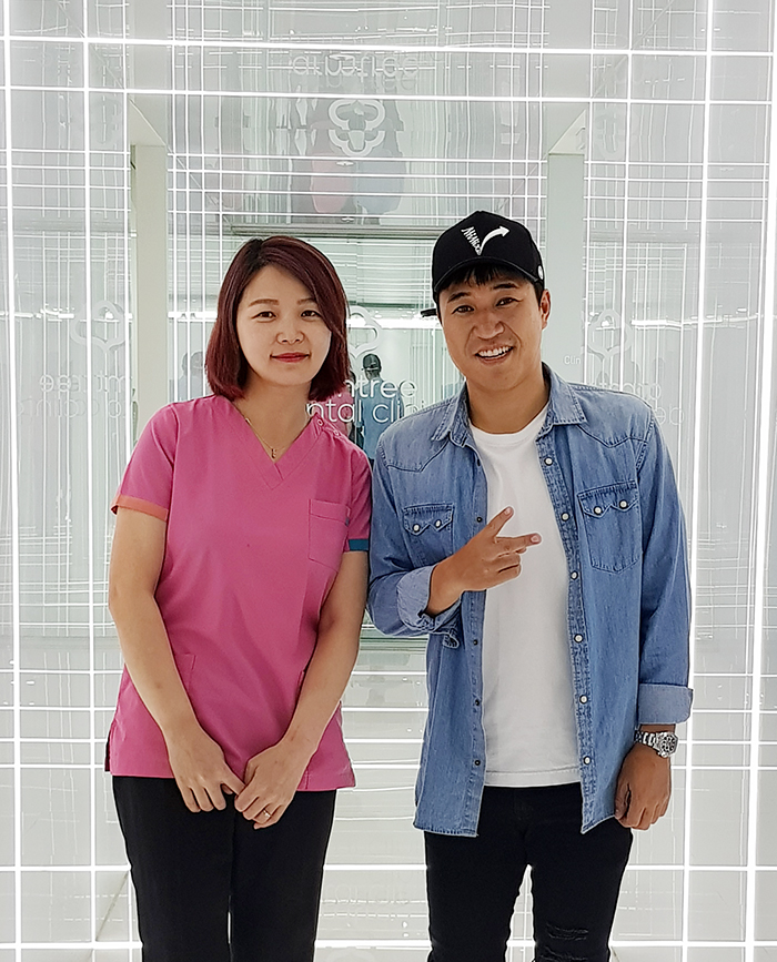 가수 김종민 강남 아름드리치과 방문 관련 이미지 2