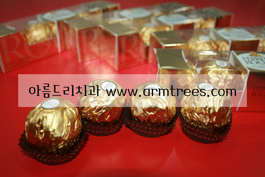 페레로 로쉐(ferrero Rocher) 달콤한 이야기 아름드리 치과 초콜릿 선물 관련 이미지 3