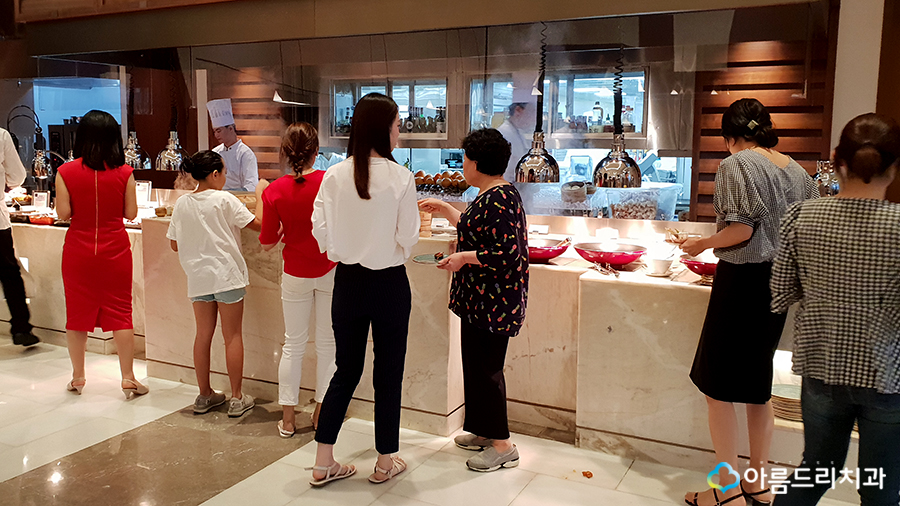 르메르디앙서울 뷔페 호텔 회식 조으다 관련 이미지 10