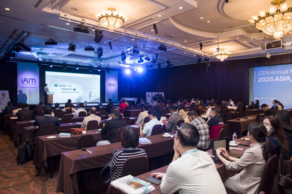 플란치과 서울점 최영인 대표원장 해외 의료진 초청 &lsquo;수면마취 임플란트 수술&rsquo; 강연 진행 관련 이미지 2