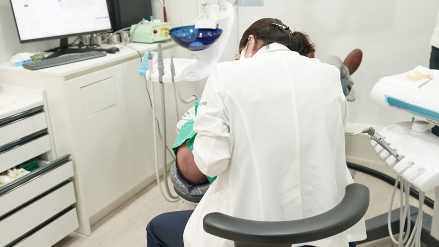 어금니신경치료통증 때문에 불편하다면 관련 이미지 17