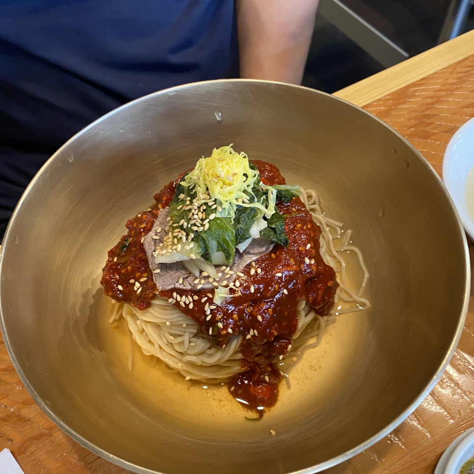 My First Introduction to Pyeongyang Naengmyeon at Bongpiyang Bangi Branch! image 3