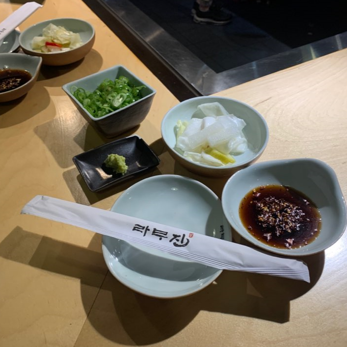 Sinsa-garosugil Restaurant, Lamuzin: A Great Place for Lamb and Lamb Chops! image 3