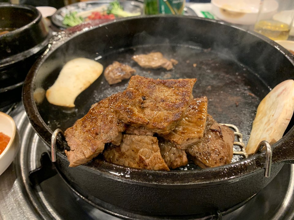 A great beef restaurant, Yangjae Butcher Shop, is perfect for company dinners at Yeoksam Bangbang branch! image 15