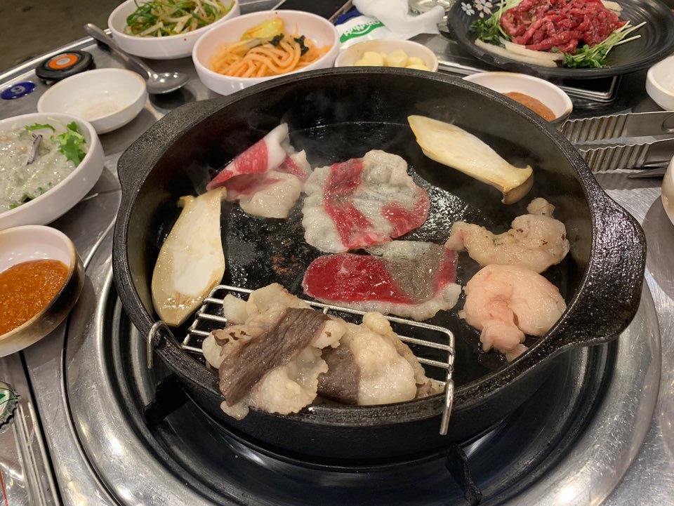 A great beef restaurant, Yangjae Butcher Shop, is perfect for company dinners at Yeoksam Bangbang branch! image 8