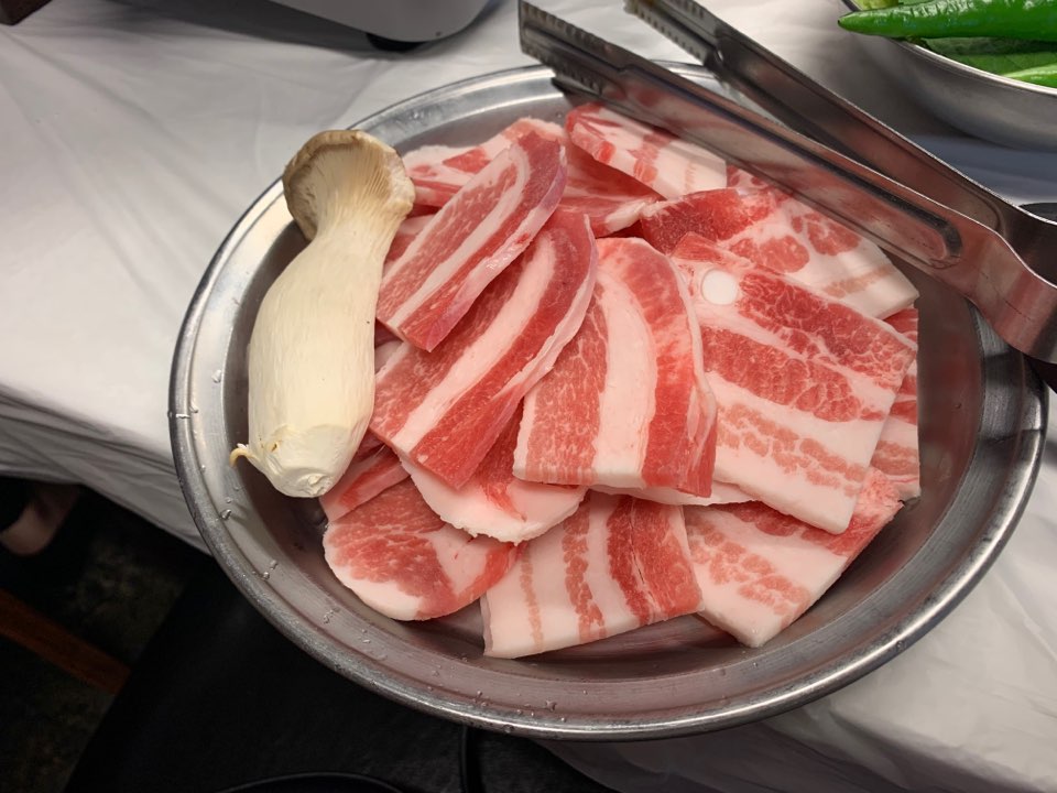 Gaerosugil Restaurant Daebongjip Frozen Pork Belly & Pork Skin image 6