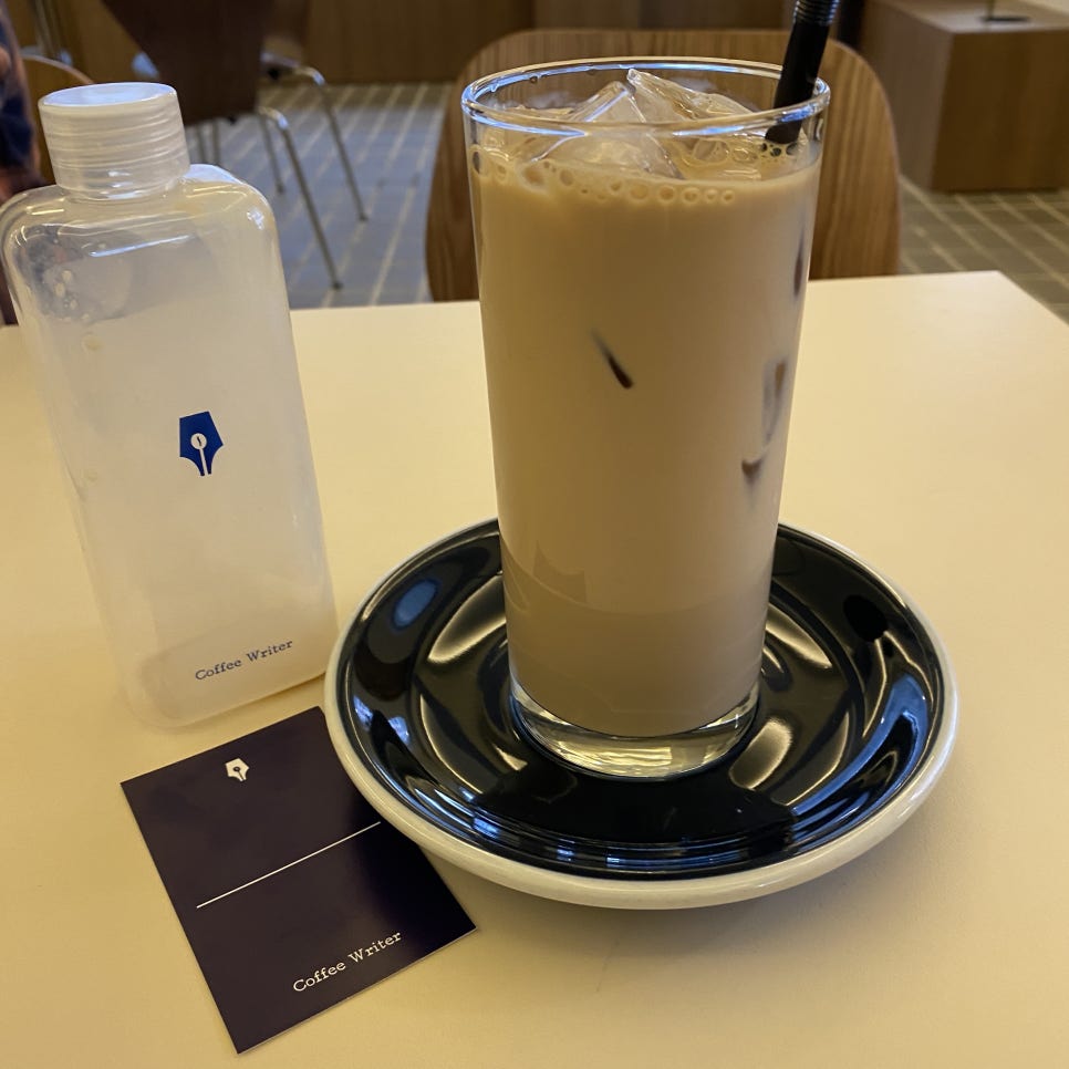 Apgujeong Station Cafe Coffee Writer, Great Atmosphere! image 3