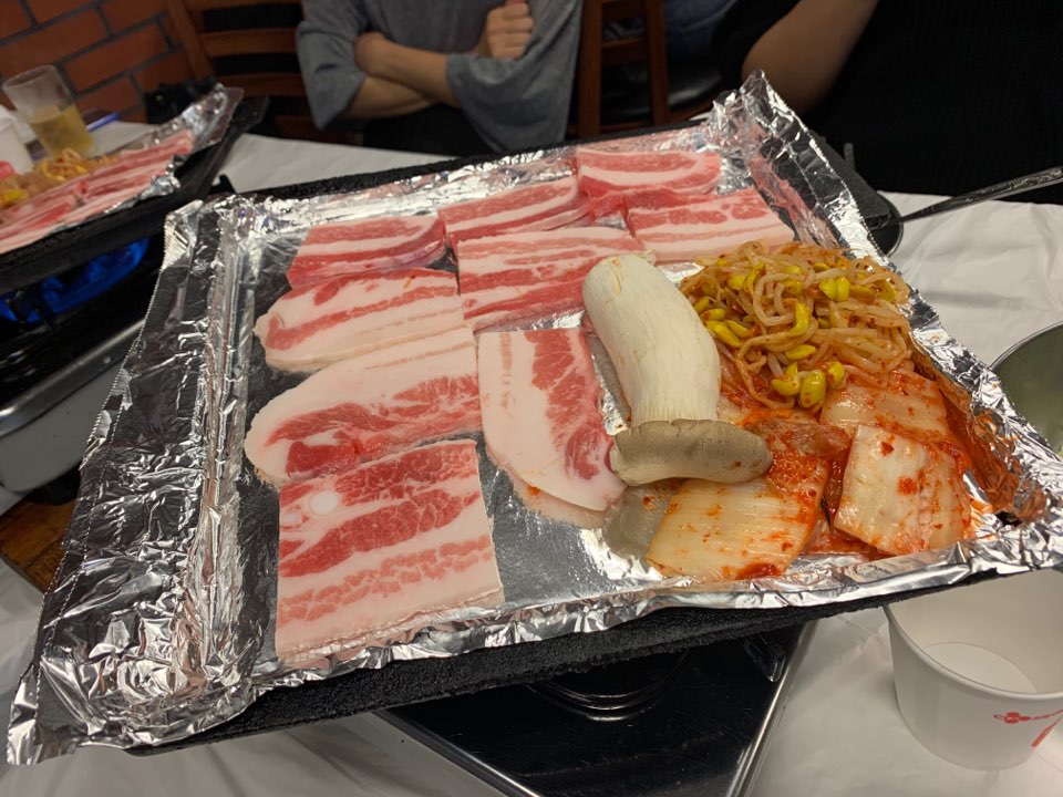Gaerosugil Restaurant Daebongjip Frozen Pork Belly & Pork Skin image 7