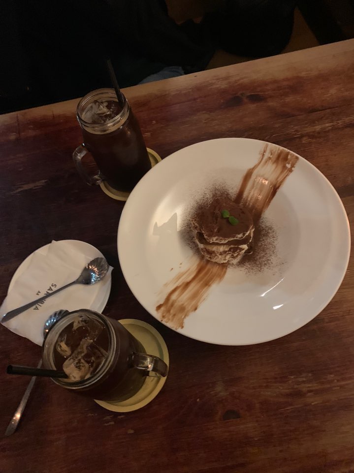가로수길 디저트 맛집 사루비아 티라미슈 맛있어요! 관련 이미지 8