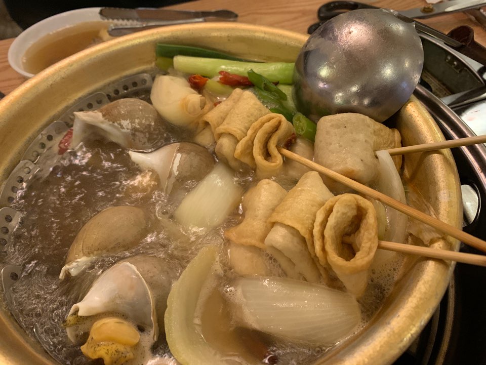 가로수길 맛집 골뱅이신사 통골뱅이&해물라면 조합! 관련 이미지 13
