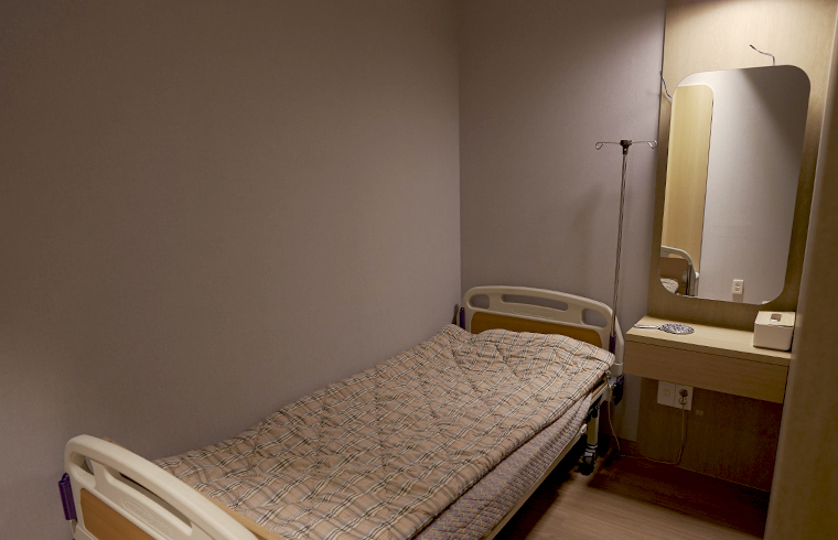 YONSEI FIRST Plastic Surgery Renamed LUHO Plastic Surgery, Relocated to Sinsa Station [Article] image 7
