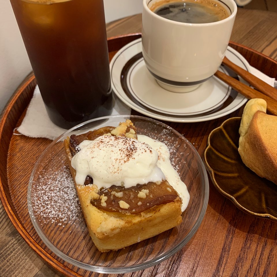 Here’s a great dessert spot at Yeolmae Bakery Cafe in Konkuk University Entrance Cafe! image 12
