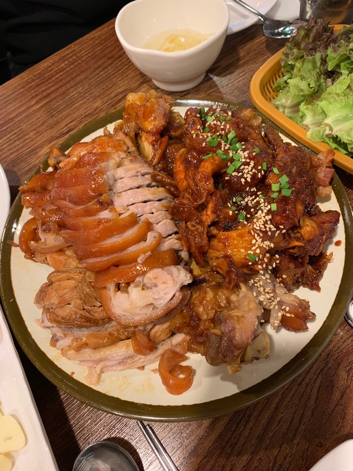 강남역 족발맛집 뽕족(뽕나무쟁이족발) 모둠족발 푸짐해! 관련 이미지 1