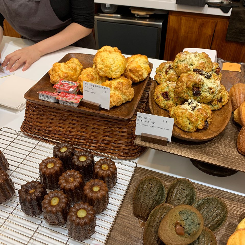 Here’s a great dessert spot at Yeolmae Bakery Cafe in Konkuk University Entrance Cafe! image 8