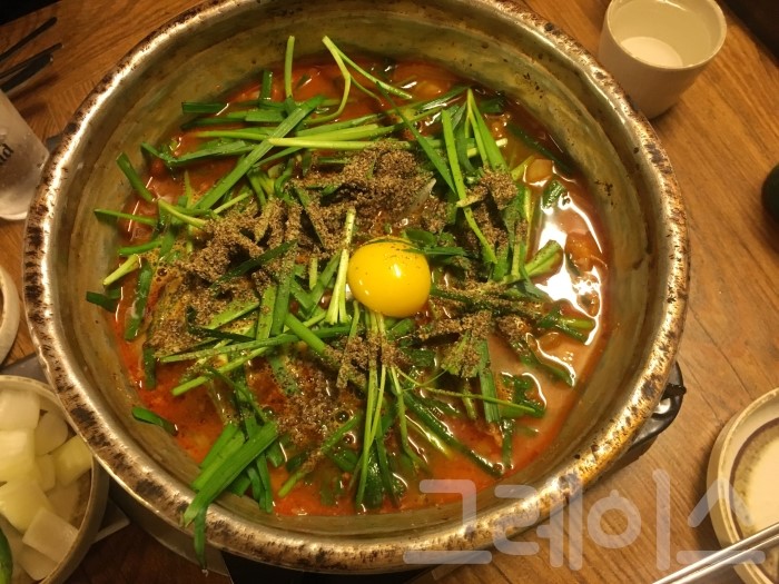 [가로수길 맛집] 쌀쌀한날씨엔 우림황소곱창 곱창전골&hearts; 관련 이미지 5