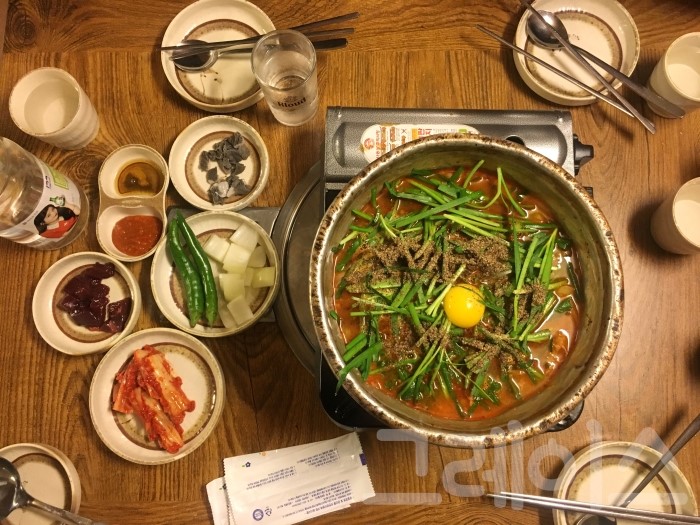 [가로수길 맛집] 쌀쌀한날씨엔 우림황소곱창 곱창전골&hearts; 관련 이미지 3