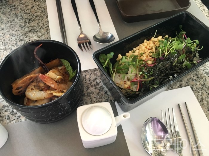 [익선동 맛집] 깔끔하고 정갈한 맛과 인테리어, 심플도쿄 관련 이미지 6