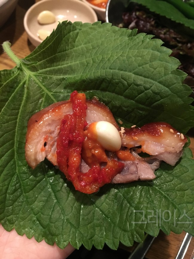 [가로수길 맛집] 연말회식은 바로 여기! 가로수길 족발 리북집&hearts; 관련 이미지 7