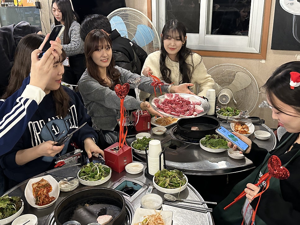 연세굿데이치과 환자분들이 있어 빛났던 한 해, 눈부실 2025년을 위해 관련 이미지 3